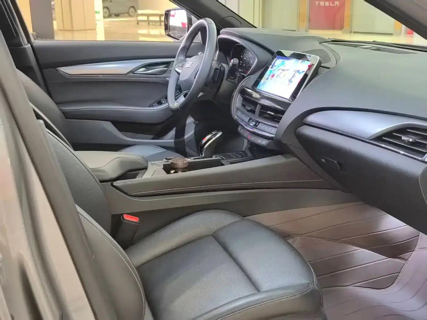 2023 Cadillac CT5 28T Luxury (Standard Edition) — миниатюра 8