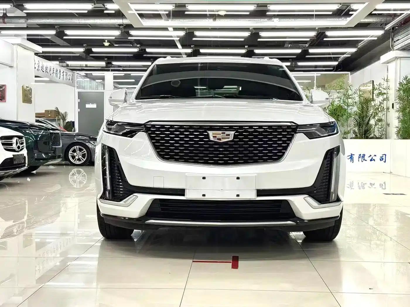 Cadillac XT6 2021 28T 7-Seat AWD Fashion Edition — миниатюра 2