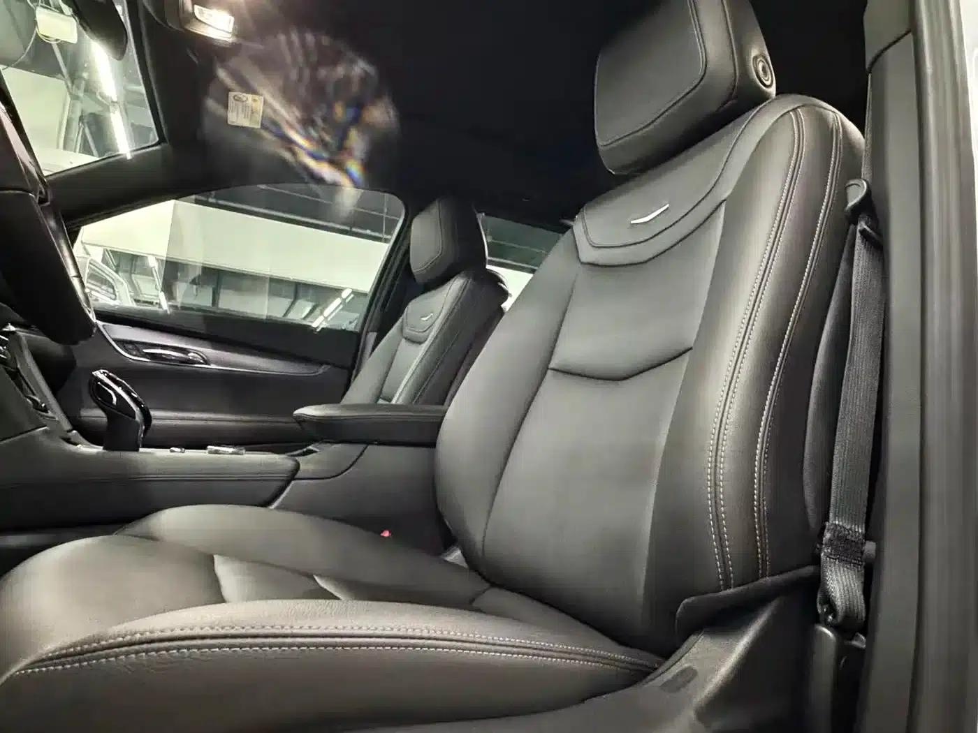 Cadillac XT6 2021 28T 7-Seat AWD Fashion Edition — миниатюра 12