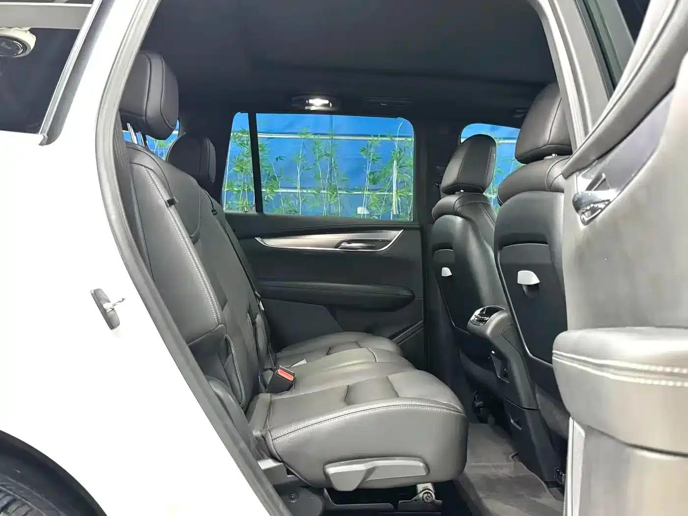 Cadillac XT6 2021 28T 7-Seat AWD Fashion Edition — миниатюра 17