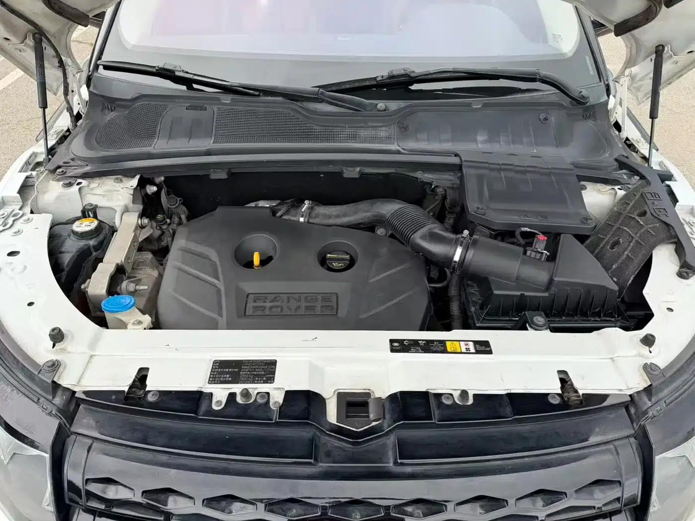 2012 Range Rover Evoque Imported 2.0T 3-Door Dynamic Edition — миниатюра 4