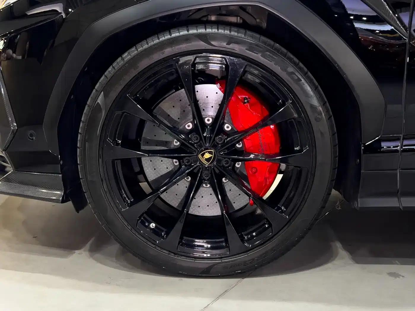 2018 Urus 4.0T V8 — миниатюра 5