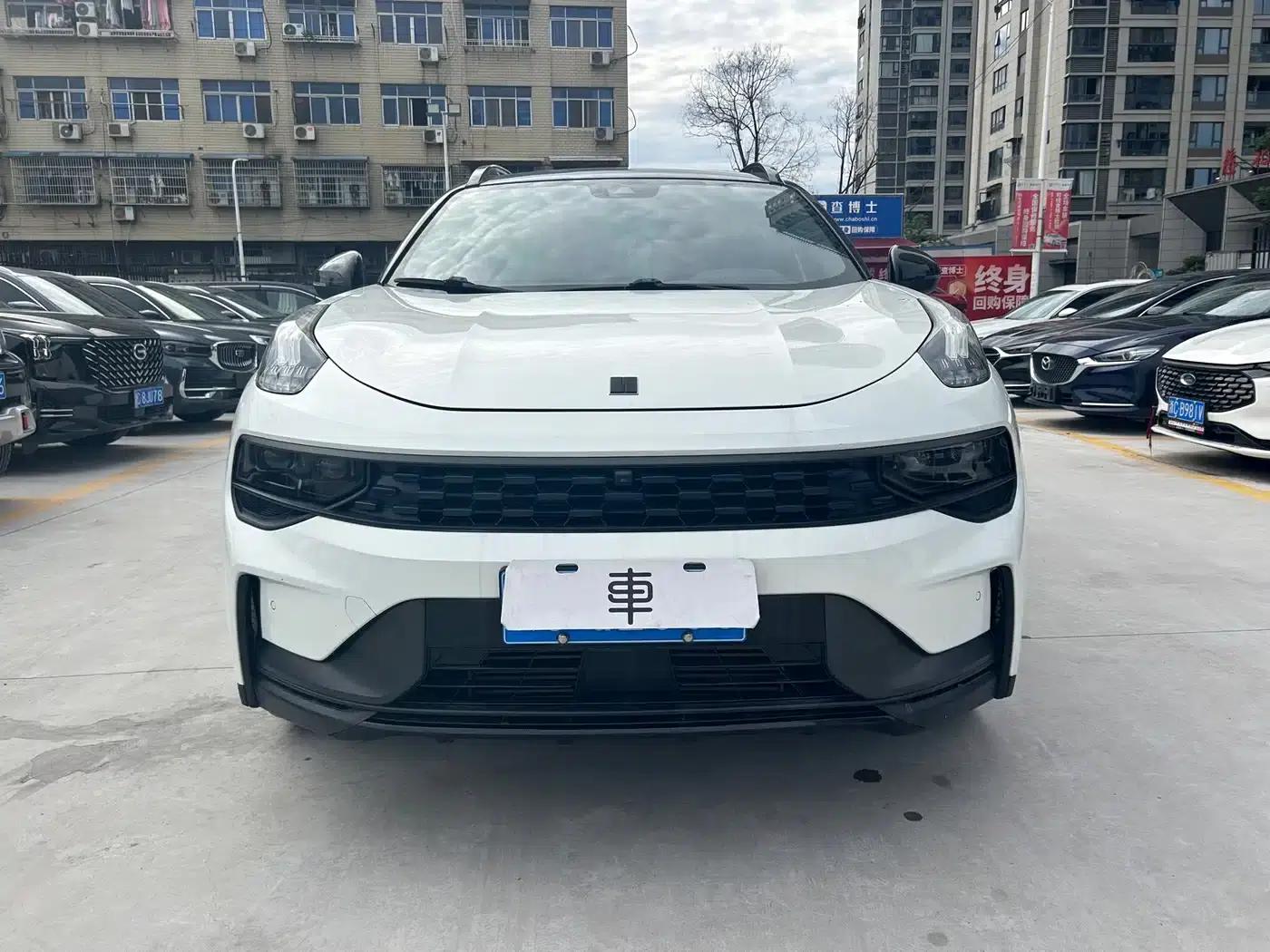 Lynk & Co 01 2021 2.0TD AWD Halo — миниатюра 2