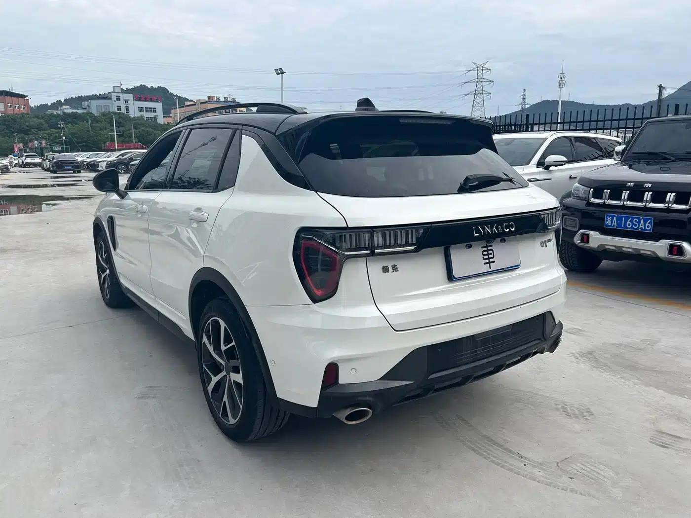 Lynk & Co 01 2021 2.0TD AWD Halo — миниатюра 4