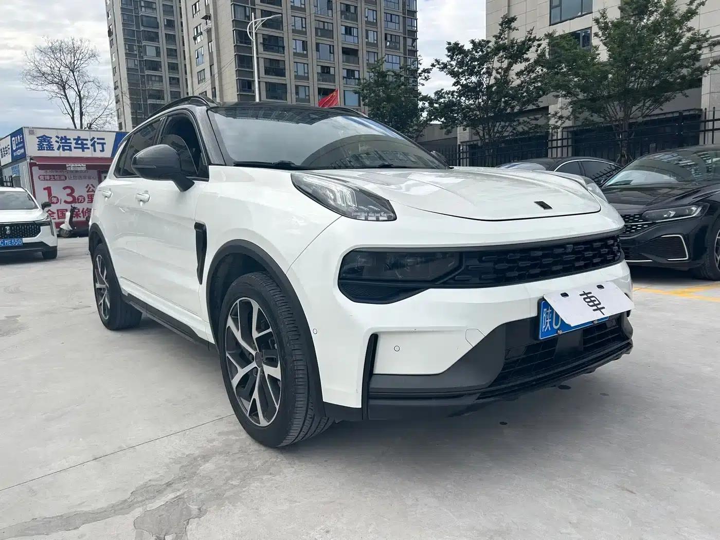 Lynk & Co 01 2021 2.0TD AWD Halo — миниатюра 8