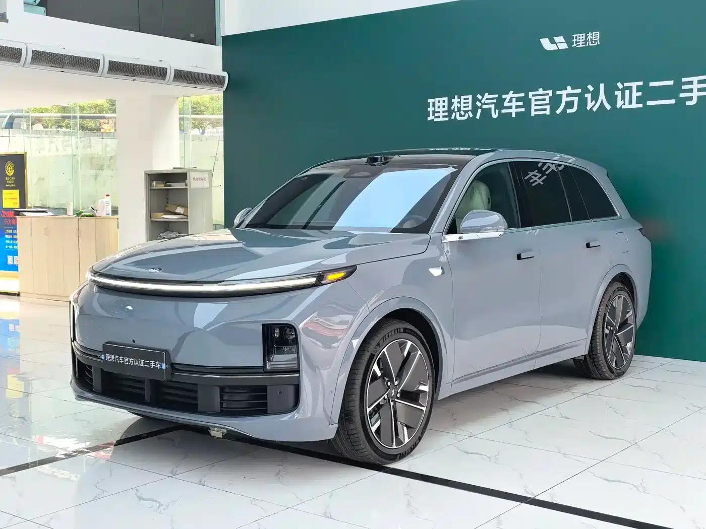 Li Auto L8 2025 Ultra Intelligent Renewal Edition — миниатюра 1