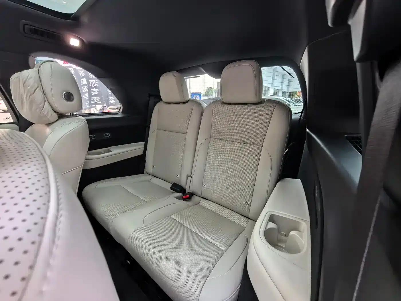 Li Auto L8 2025 Ultra Intelligent Renewal Edition — миниатюра 15