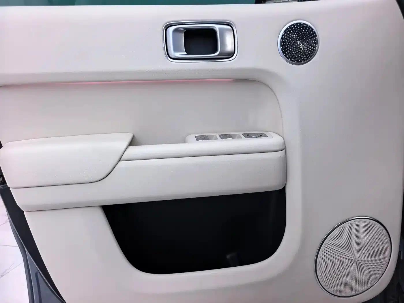 Li Auto L8 2025 Ultra Intelligent Renewal Edition — миниатюра 5