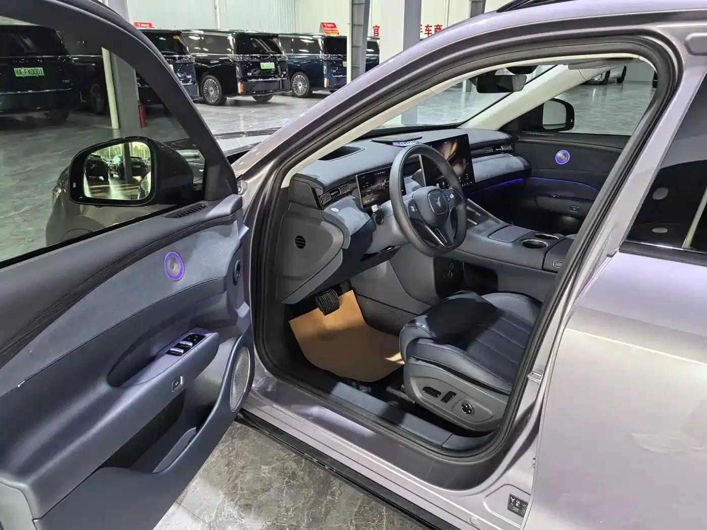 Voyah Free 2025 Free+ 4WD Qiankun Edition — миниатюра 3