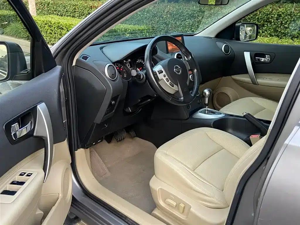 Nissan Qashqai 2012 2.0XV CVT 2WD — миниатюра 4