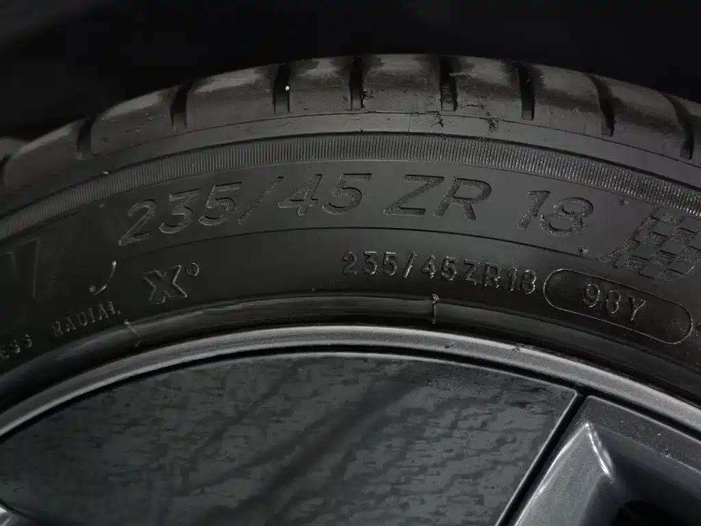 Model 3 2020 Facelift Standard Range Rear-Wheel Drive Upgrade — миниатюра 24