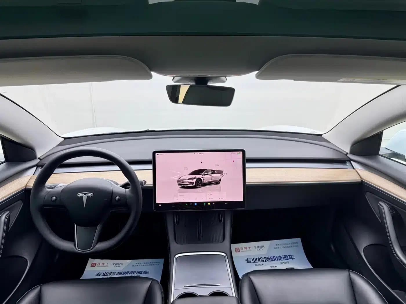Model 3 2022 Rear-Wheel Drive — миниатюра 8