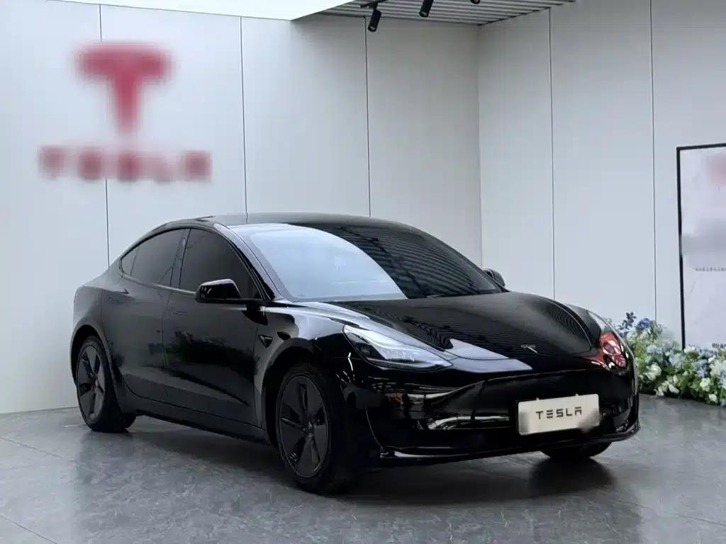 Model 3 2022 Rear-Wheel Drive — миниатюра 4