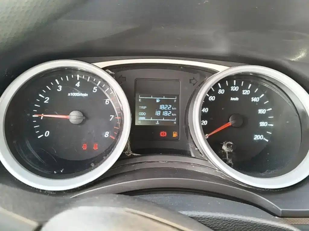 Wuling Hongguang 2021 Facelift 1.5L S Comfort Model with Hydraulic Power Steering (LAR) — миниатюра 12