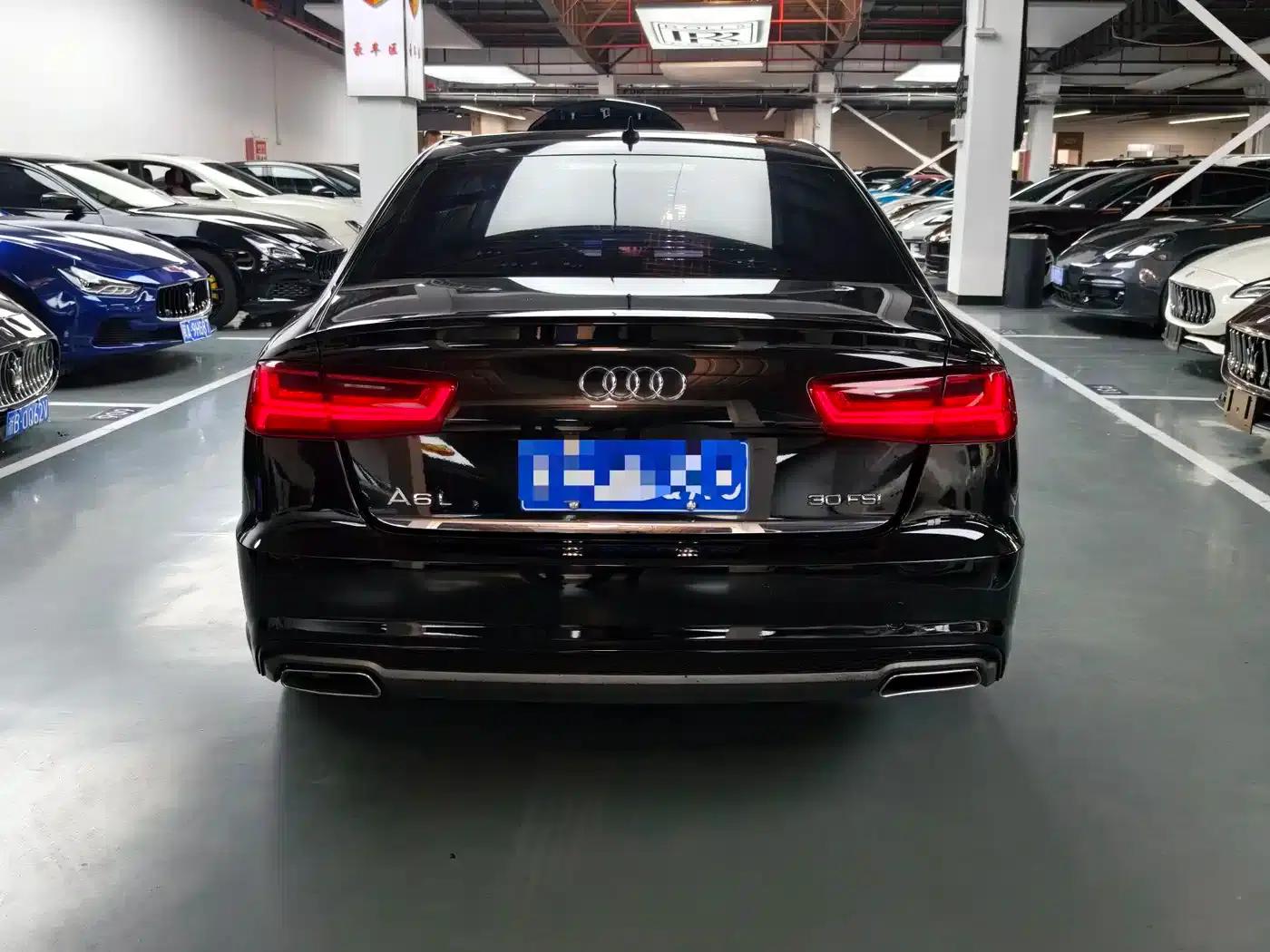 Audi A6L 2018 30th Anniversary Edition 30 FSI Fashion Model — миниатюра 11