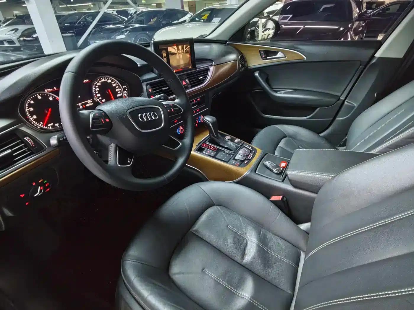 Audi A6L 2018 30th Anniversary Edition 30 FSI Fashion Model — миниатюра 5