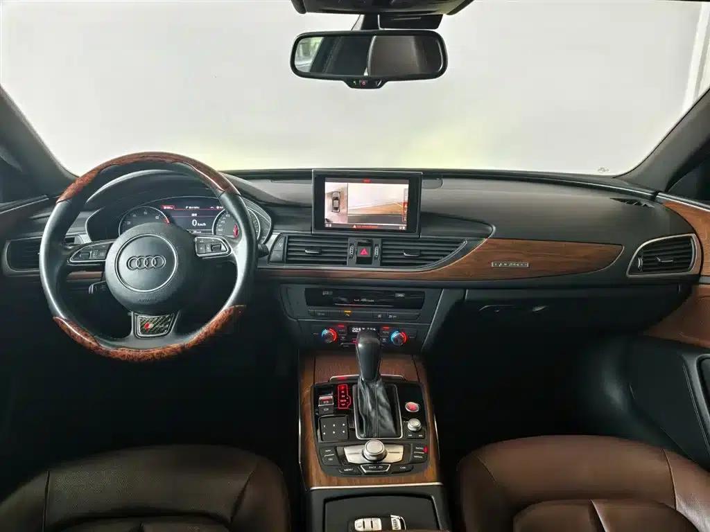 Audi A6L 2018 30th Anniversary Edition 45 TFSI quattro Sport — миниатюра 5