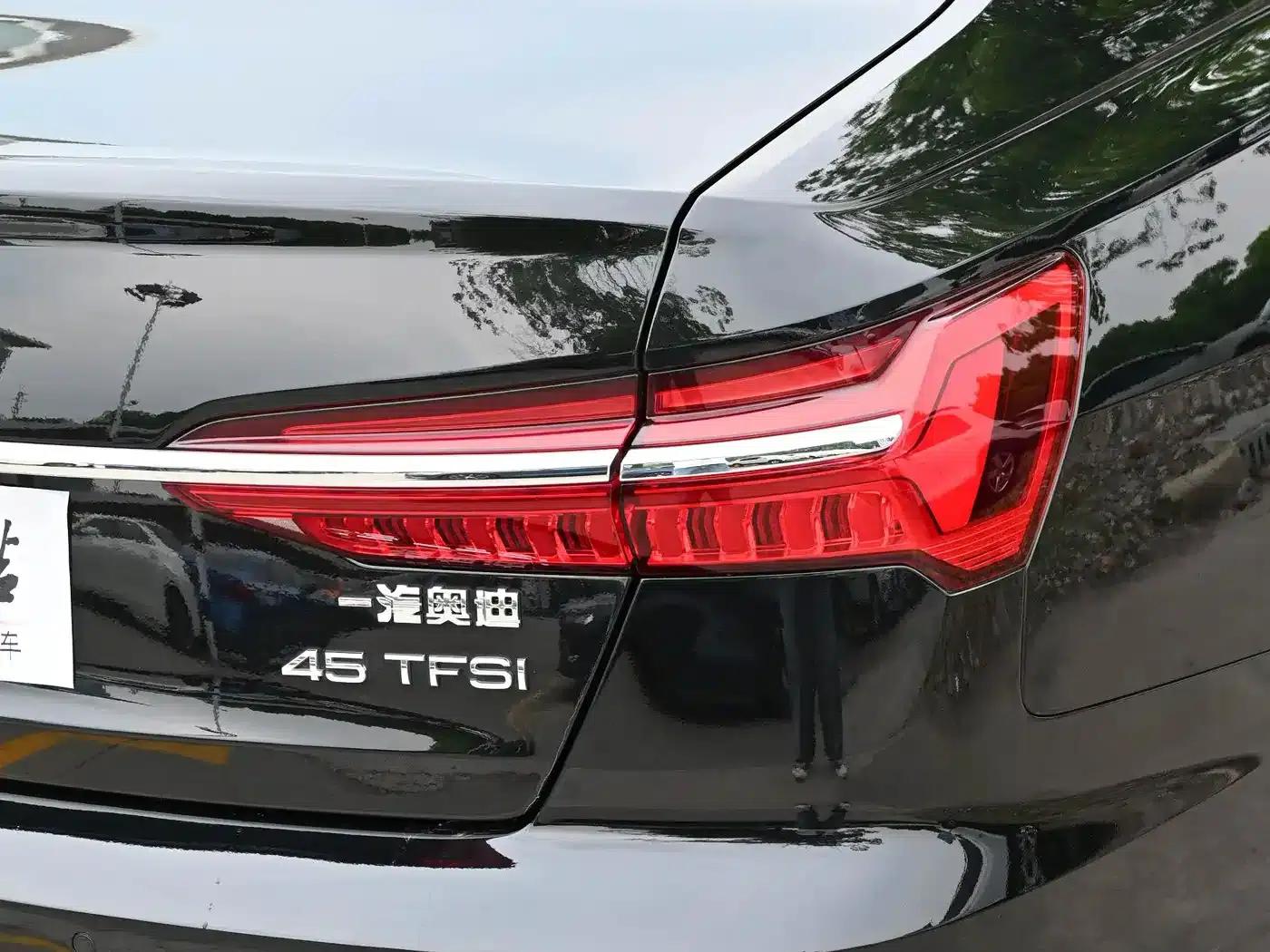 Audi A6L 2023 45 TFSI Premium Dynamic Edition — миниатюра 15