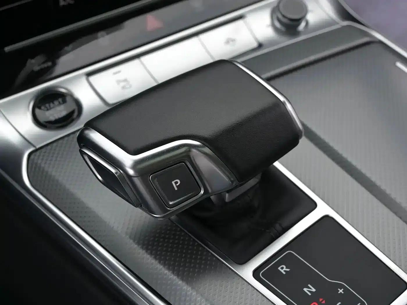 Audi A6L 2023 45 TFSI Premium Dynamic Edition — миниатюра 29