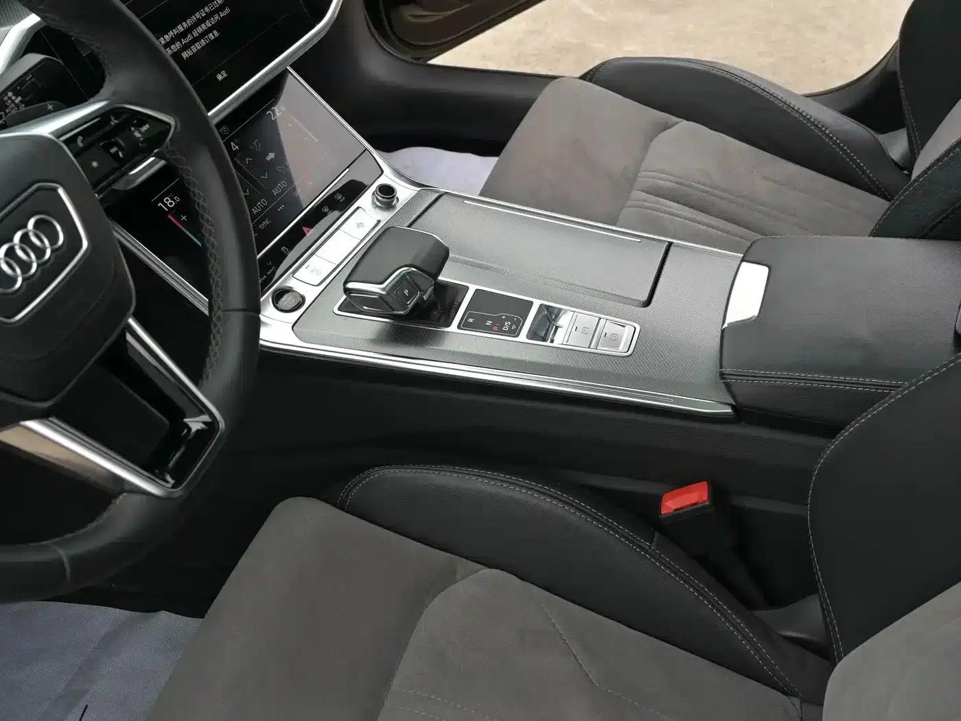 Audi A6L 2023 45 TFSI Premium Dynamic Edition — миниатюра 30