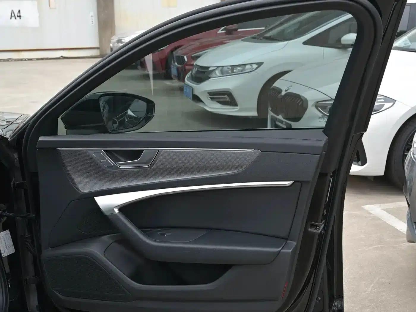 Audi A6L 2023 45 TFSI Premium Dynamic Edition — миниатюра 37