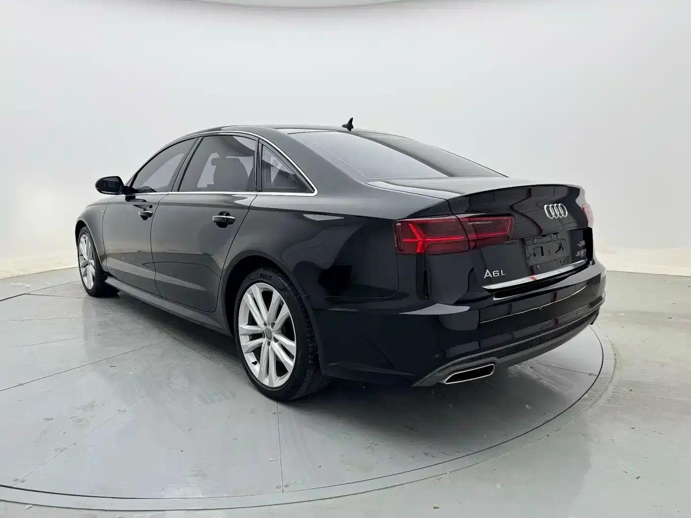 Audi A6L 2018 30th Anniversary Edition 45 TFSI quattro Sport — миниатюра 10