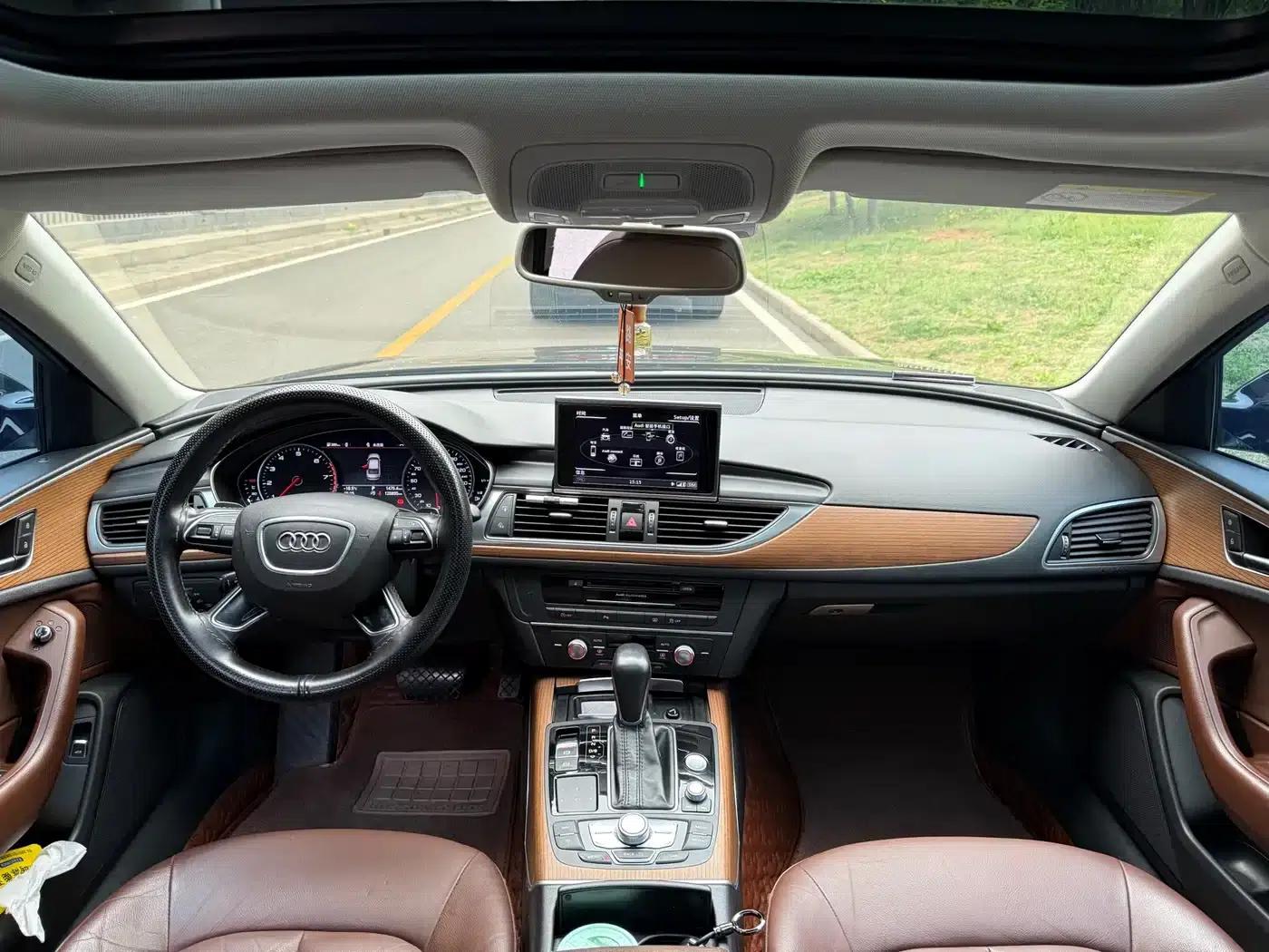 Audi A6L 2018 30th Anniversary Edition 30 FSI Fashion Model — миниатюра 9