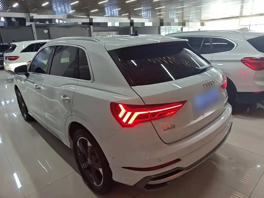 Audi Q3 2022 35 TFSI Fashion Dynamic Edition — миниатюра 5