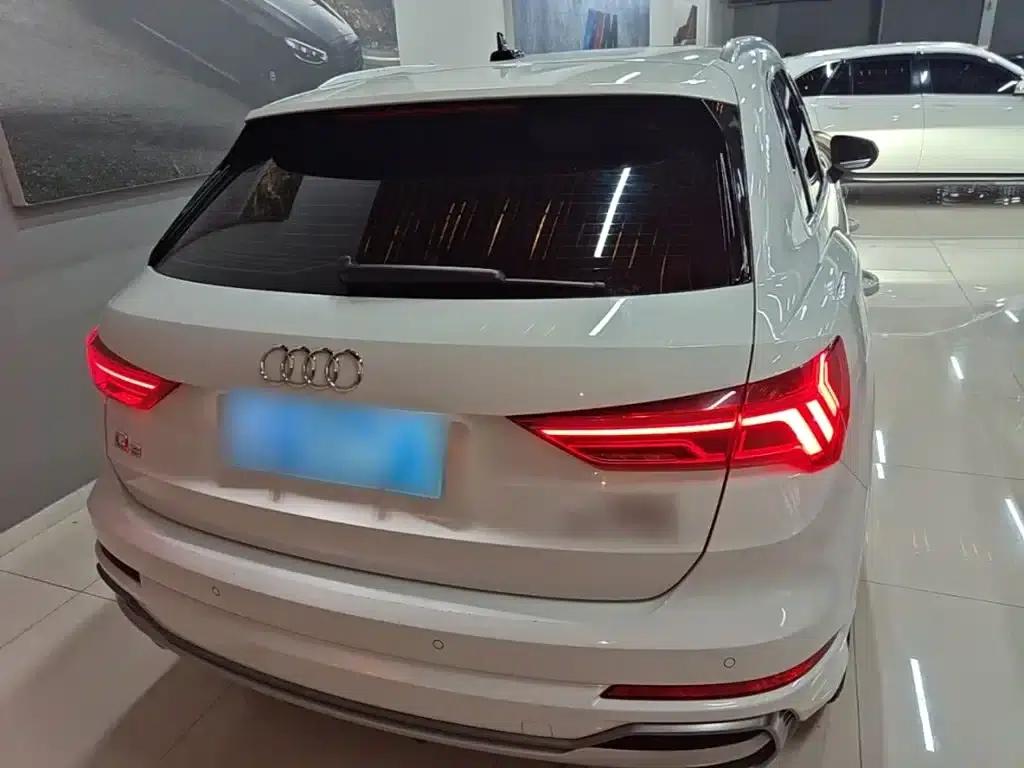 Audi Q3 2022 35 TFSI Fashion Dynamic Edition — миниатюра 6