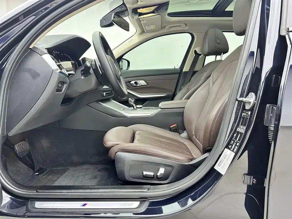 2022 BMW 3 Series 330Li xDrive M Sport Shadow Edition — миниатюра 6