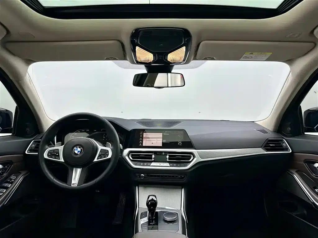 2022 BMW 3 Series 330Li xDrive M Sport Shadow Edition — миниатюра 8
