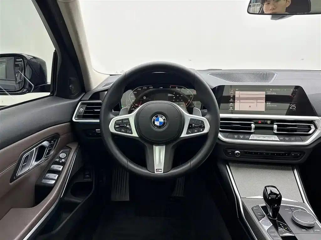 2022 BMW 3 Series 330Li xDrive M Sport Shadow Edition — миниатюра 9