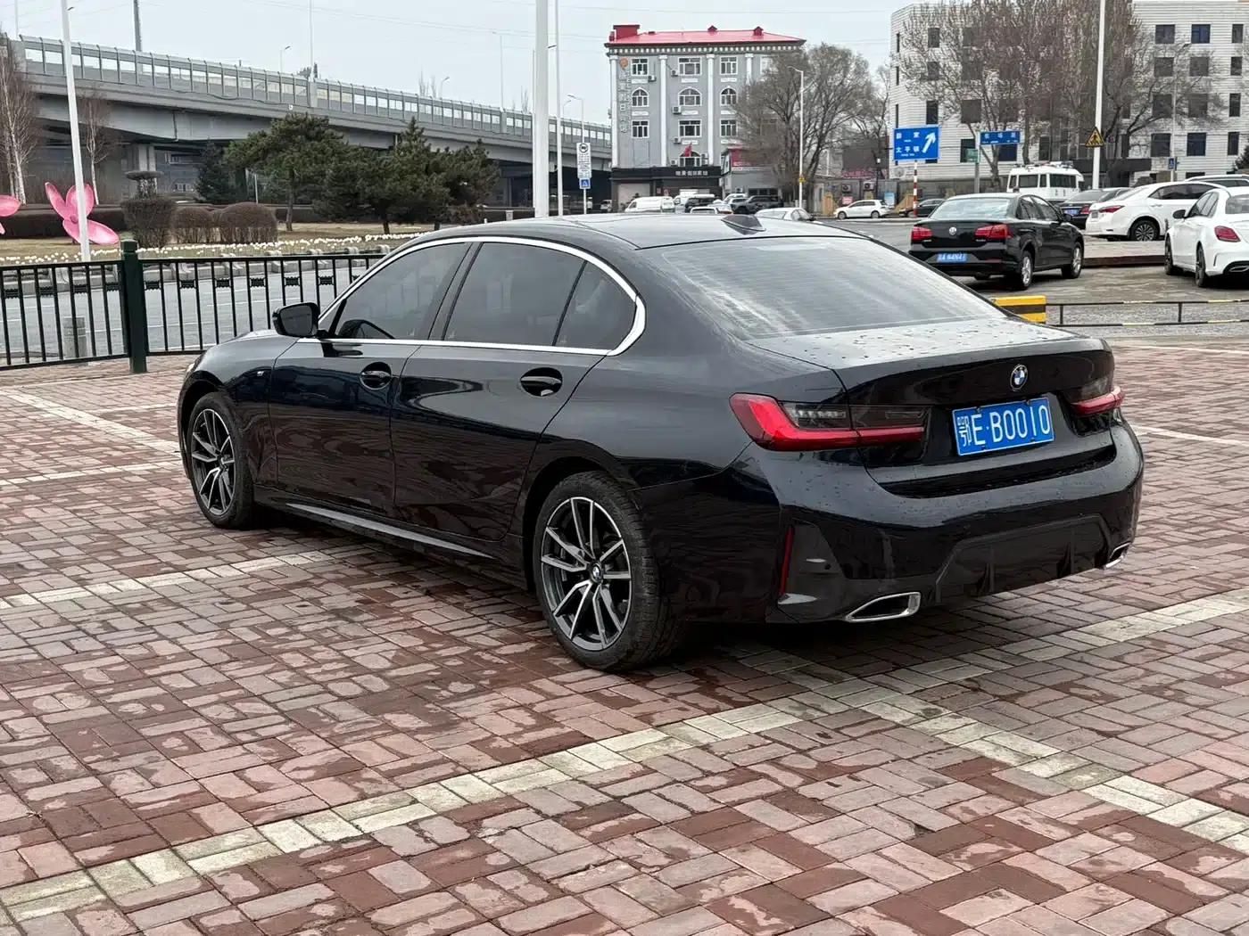 2023 BMW 3 Series 320Li M Sport Package — миниатюра 6