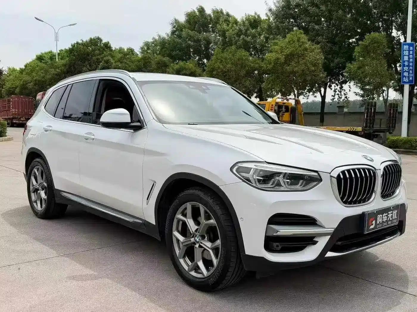 BMW X3 2020 xDrive28i Luxury Package — миниатюра 3