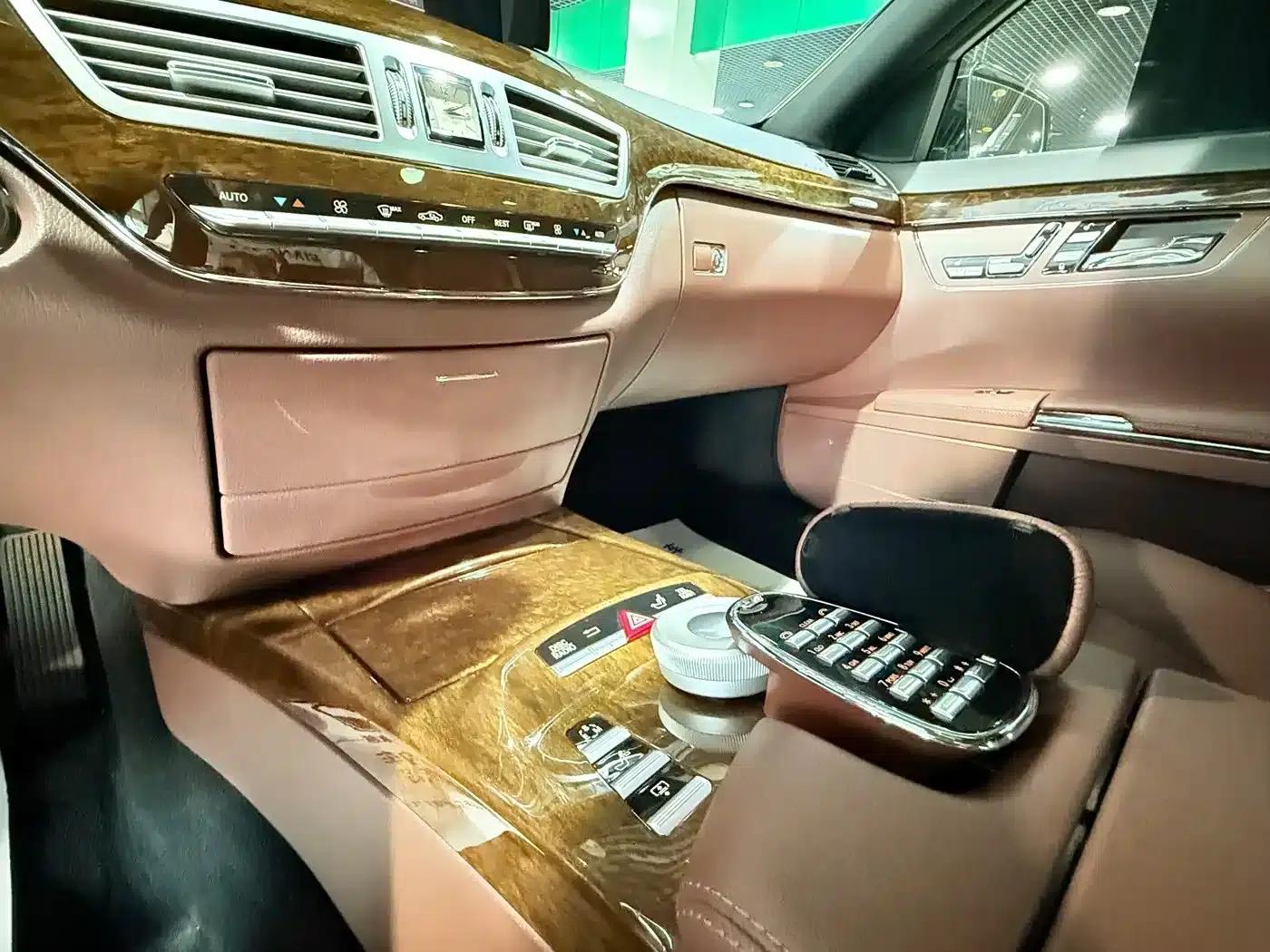 Mercedes-Benz S-Class 2012 S 300 L Grand Edition — миниатюра 10