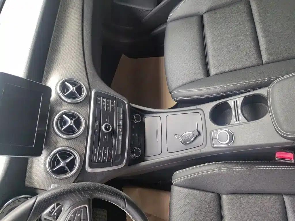2016 Mercedes-Benz GLA 200 Dynamic — миниатюра 6