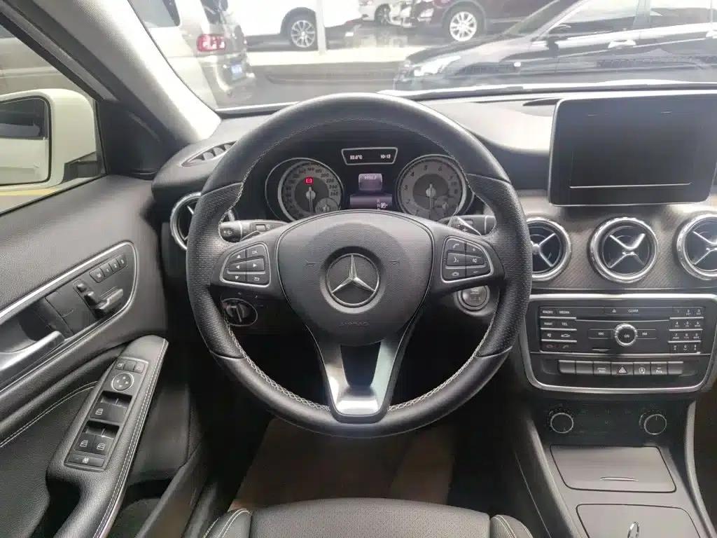 2016 Mercedes-Benz GLA 200 Dynamic — миниатюра 8