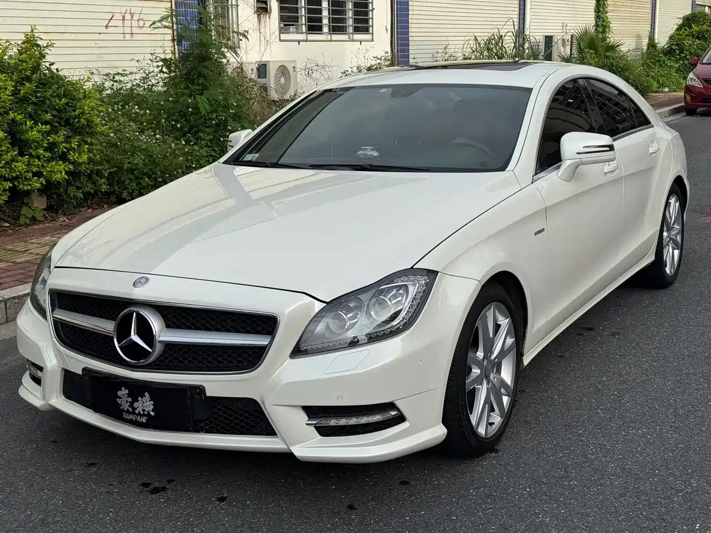 2012 Mercedes-Benz CLS 300 CGI — миниатюра 1