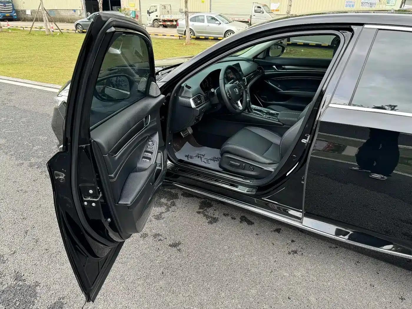Accord 2022 260TURBO Phantom Night Premium Edition — миниатюра 18