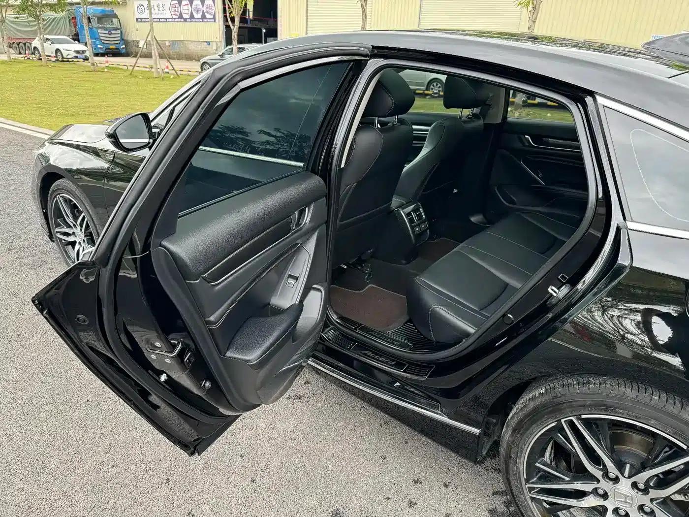 Accord 2022 260TURBO Phantom Night Premium Edition — миниатюра 19