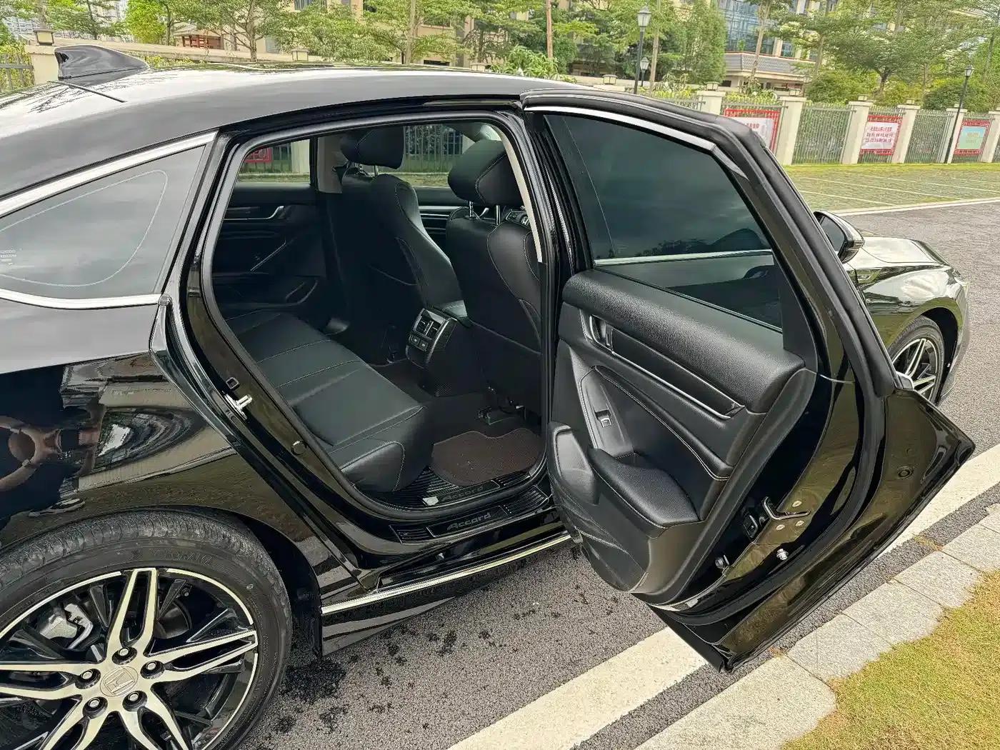 Accord 2022 260TURBO Phantom Night Premium Edition — миниатюра 21