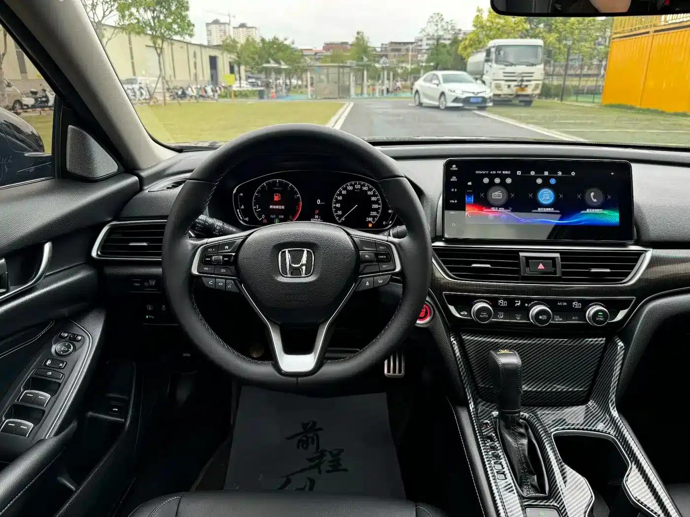 Accord 2022 260TURBO Phantom Night Premium Edition — миниатюра 35