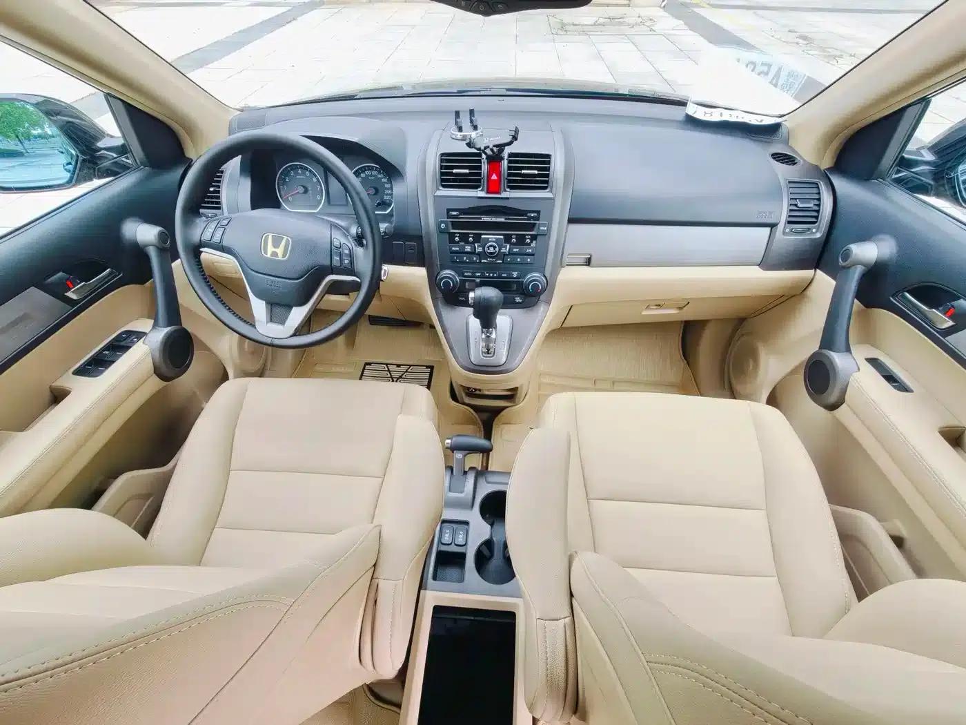 Honda CR-V 2010 2.4L Automatic 4WD Luxury Edition — миниатюра 19