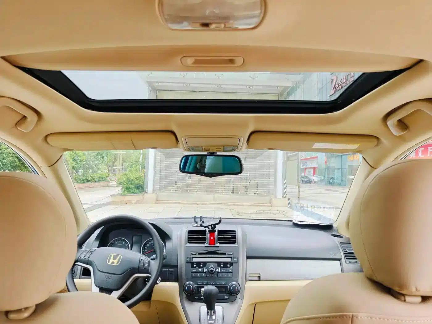 Honda CR-V 2010 2.4L Automatic 4WD Luxury Edition — миниатюра 22