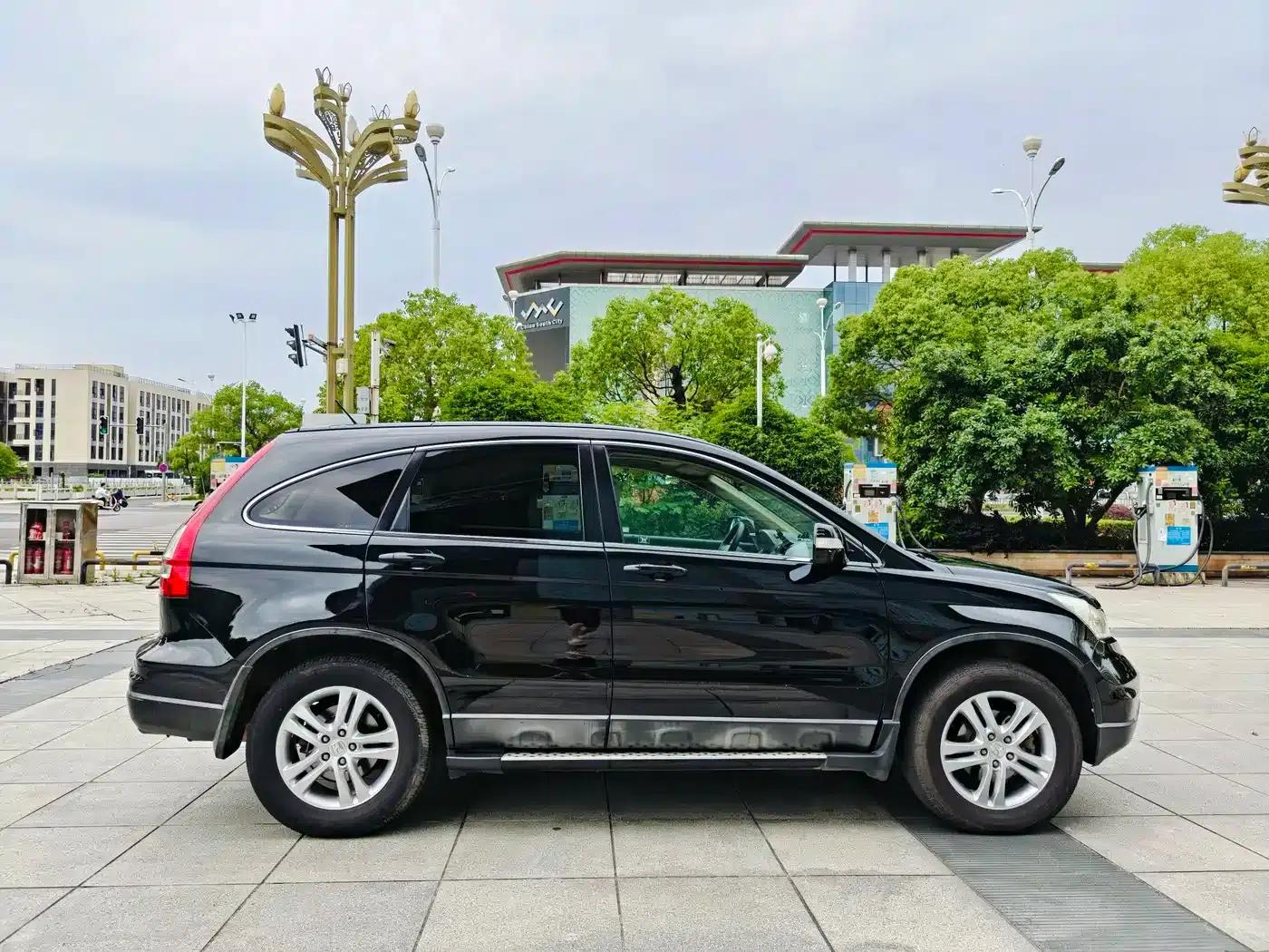 Honda CR-V 2010 2.4L Automatic 4WD Luxury Edition — миниатюра 6