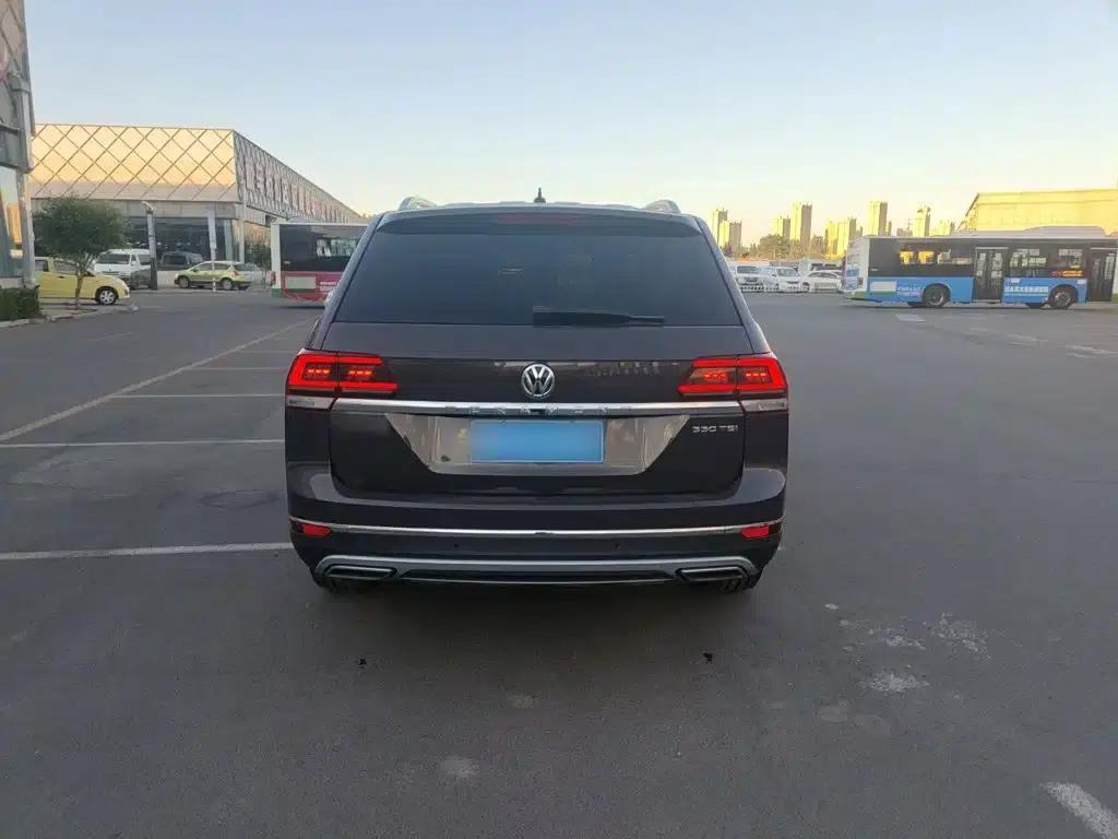 2017 Volkswagen Teramont 330TSI 2WD Luxury Edition — миниатюра 9