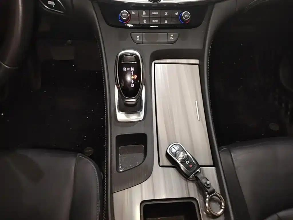 Buick LaCrosse 2022 552T Luxury Edition — миниатюра 14
