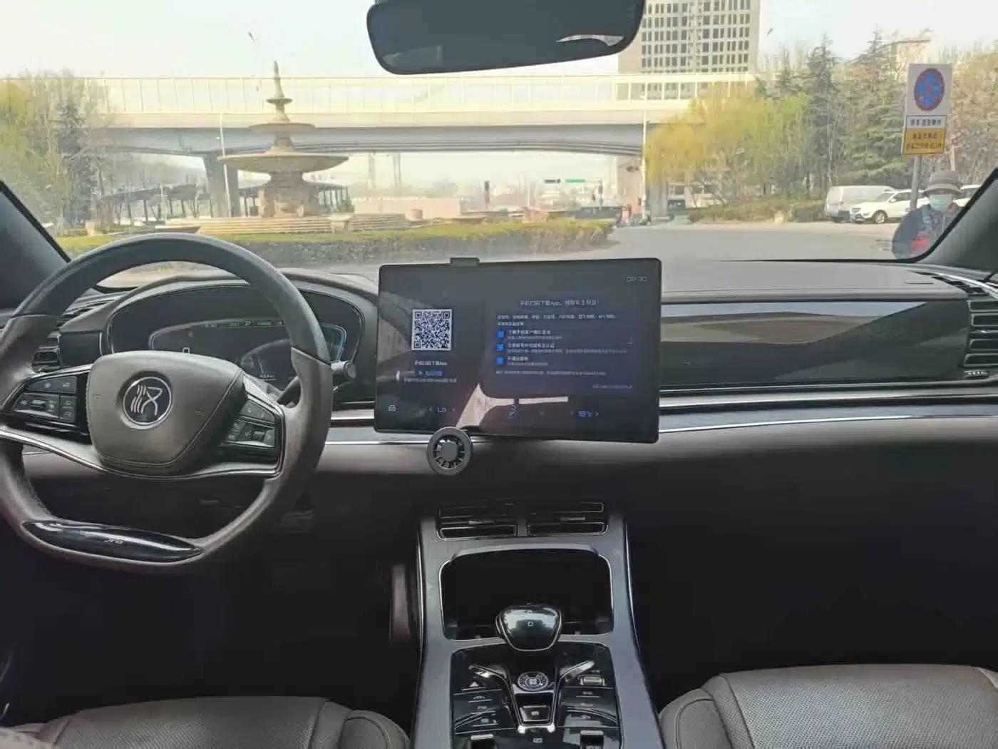 Han 2021 EV Standard Range Luxury Edition — миниатюра 8