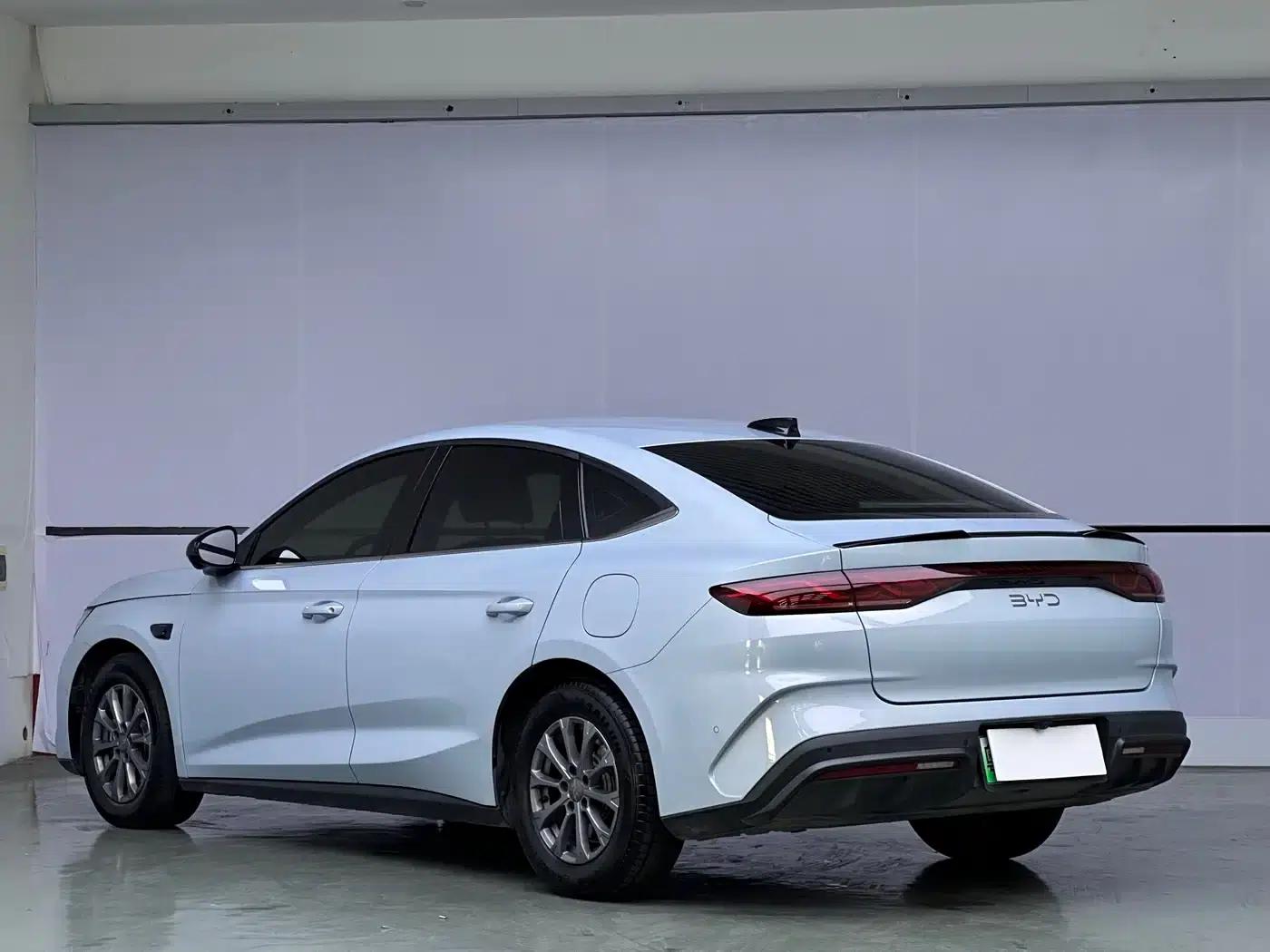 Qin L 2025 DM-i Intelligent Driving Edition 80KM Leading Model — миниатюра 4