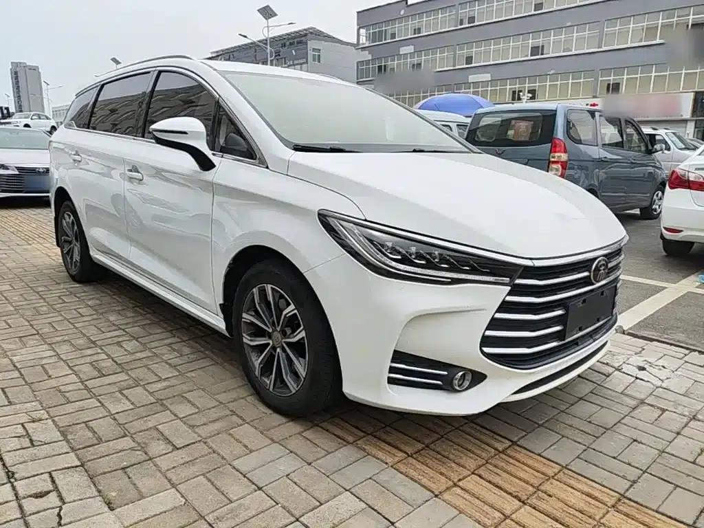 Song MAX 2019 1.5T Automatic Intelligent Connected Sunroof Model 7-Seater National VI Emission Standard — миниатюра 4